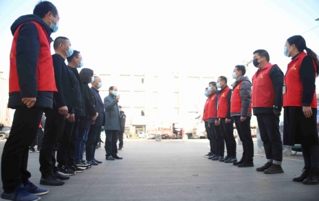 迎霜斗雪保供應，這里的人兒格外勤樸