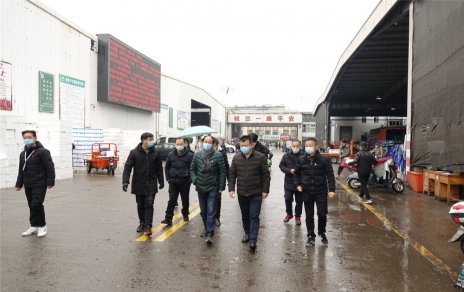 市發(fā)改委、經(jīng)開區(qū)管委會等上級有關部門領導帶隊檢查市場保供工作